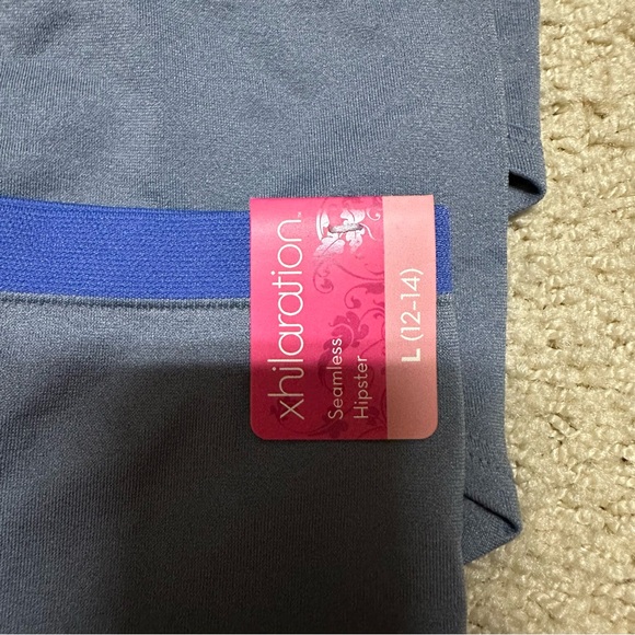 🌸 6/$16 - New Bundle of 4 Target underwear, Size L - Picture 6 of 7